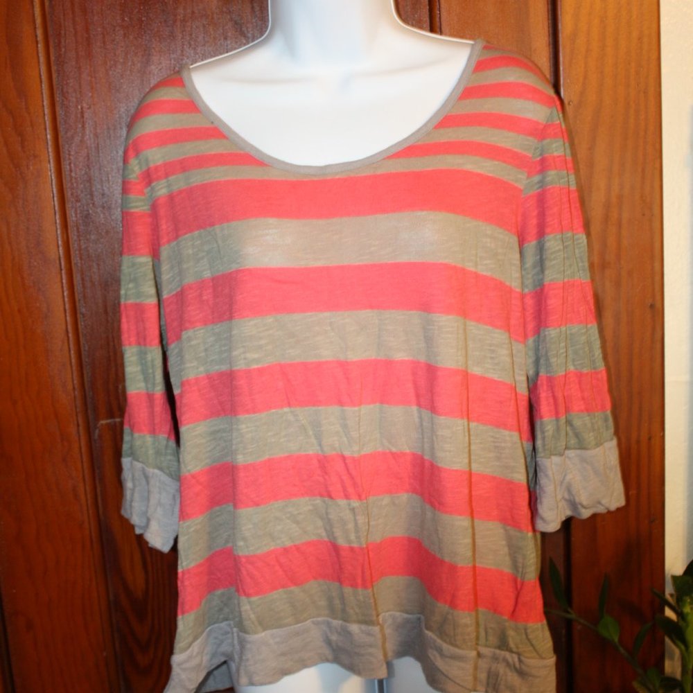 Old Navy coral and tan horizontal striped tee